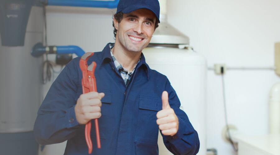 Expert burst pipe repair services in De Witt, MO